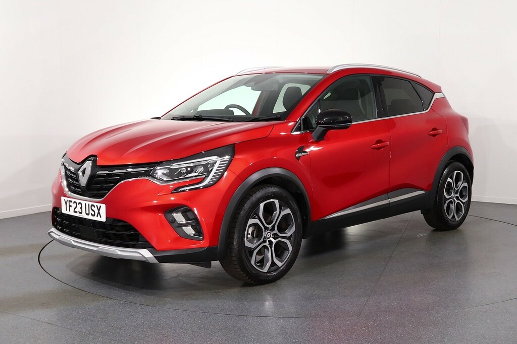 Renault Captur Techno Red #3
