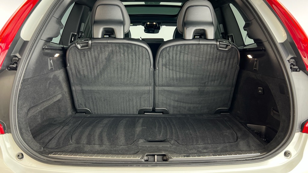 Volvo XC90 R-design White #5