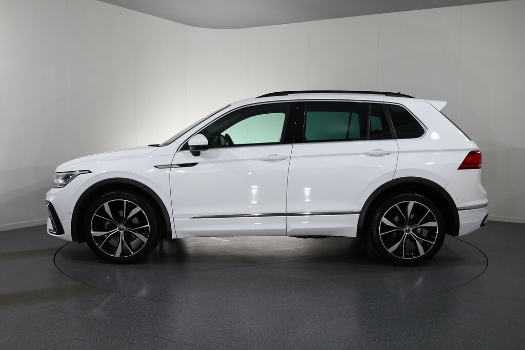 Volkswagen Tiguan R-line Edition White #4