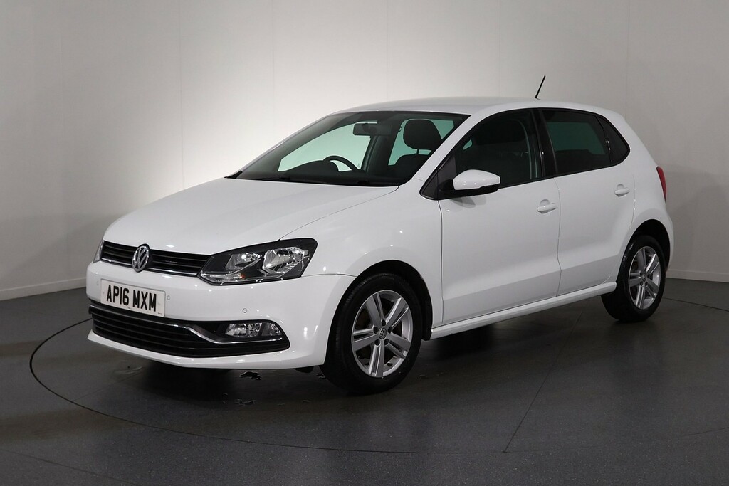 Volkswagen Polo Match White #3