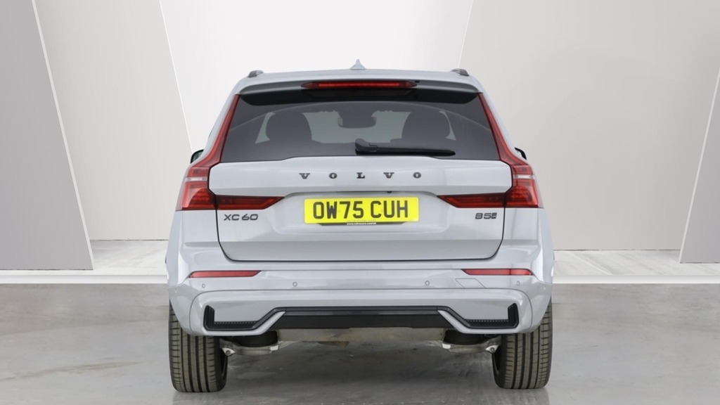 Volvo XC60 Ultra Black Edition Grey #3
