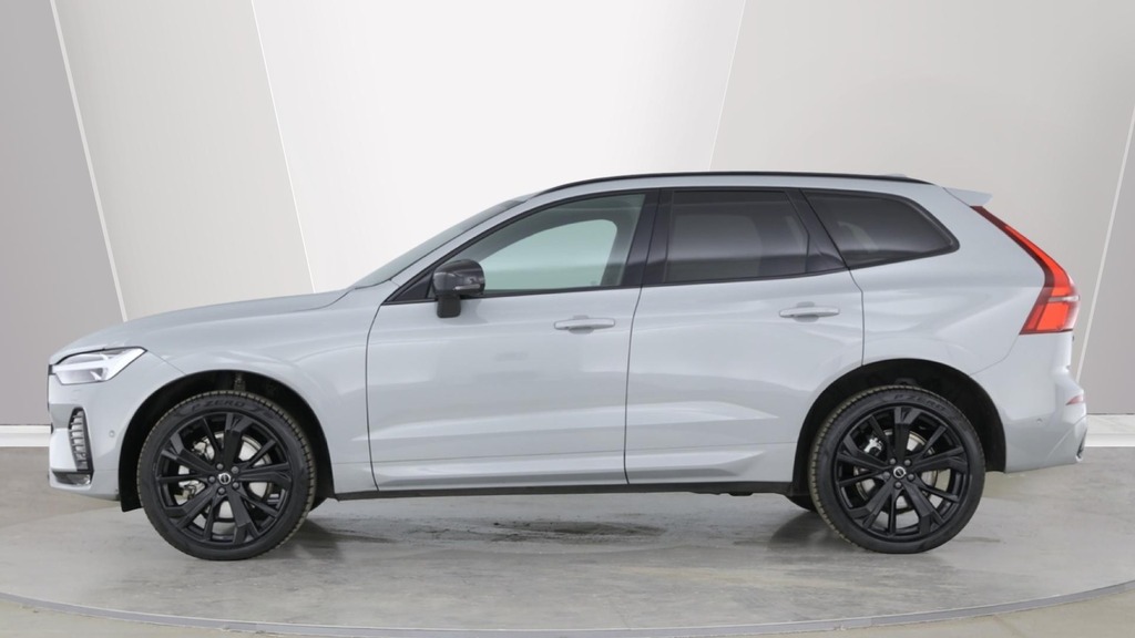 Volvo XC60 Ultra Black Edition Grey #5