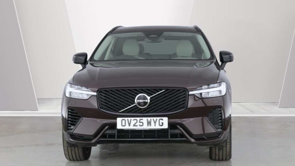 Volvo XC60 Ultra Dark Red #3