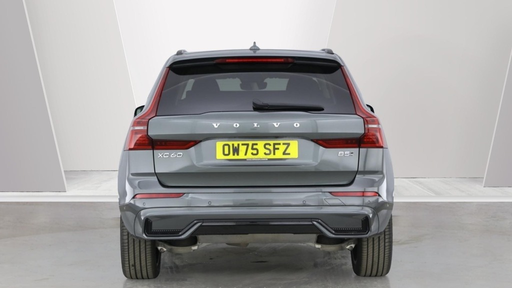 Volvo XC60 Ultra Dark Green #4