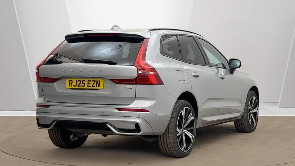 Volvo XC60 Ultra Bright Silver #3