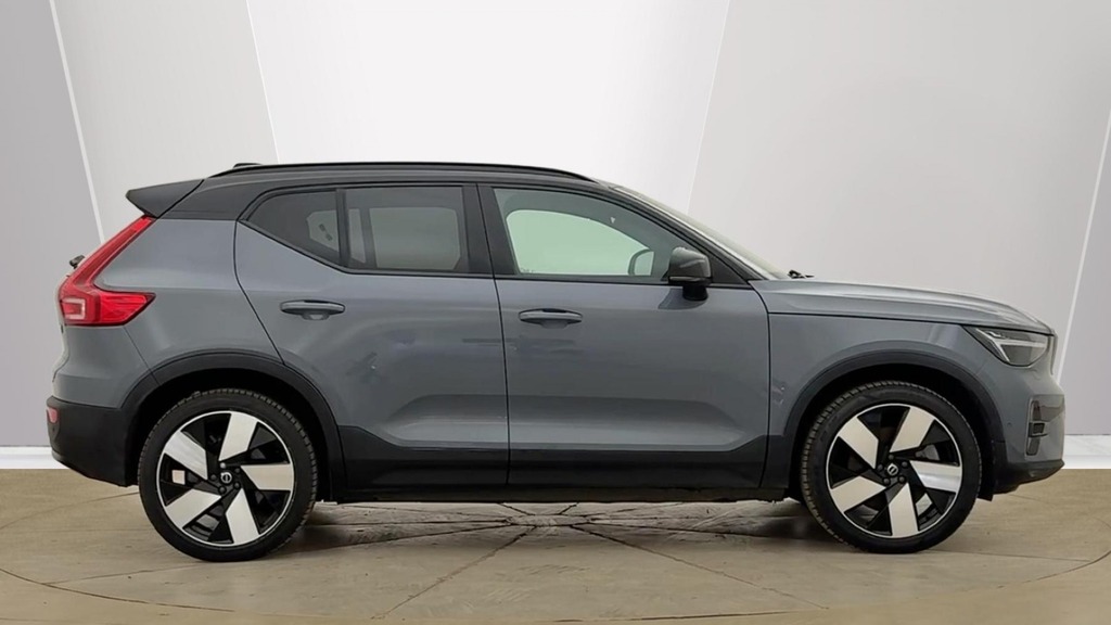 Volvo XC40 Ultimate Grey #2