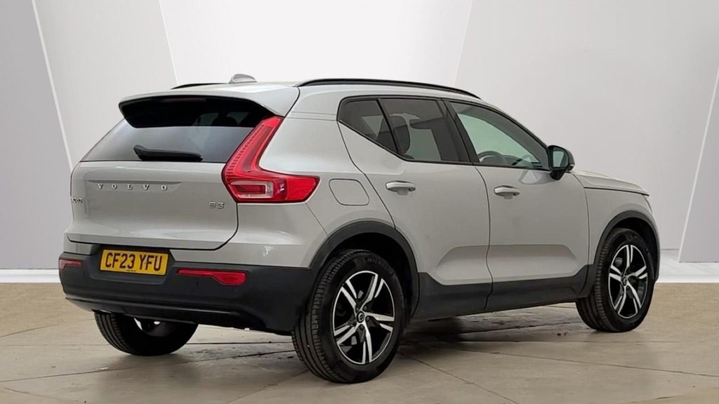 Volvo XC40 Plus Dark Silver #3