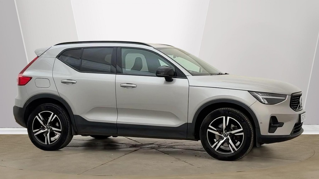 Volvo XC40 Plus Dark Silver #2