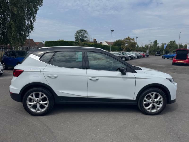 Seat Arona 1.5 Tsi 150 Fr Dsg - 2025 25 White #2