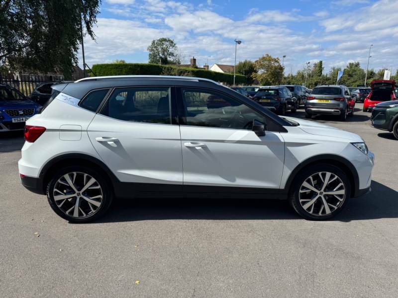 Seat Arona 1.0 Tsi 110 Xperience Lux Dsg White #2