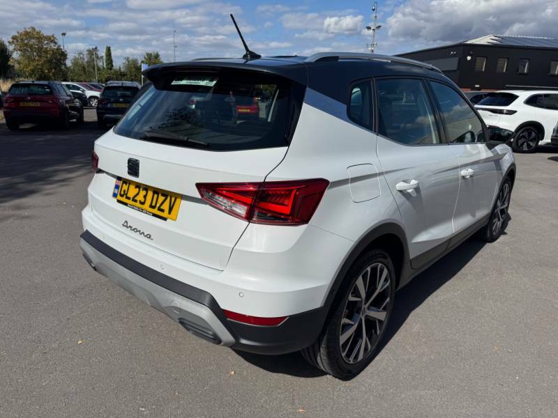 Seat Arona 1.0 Tsi 110 Xperience Lux Dsg White #3