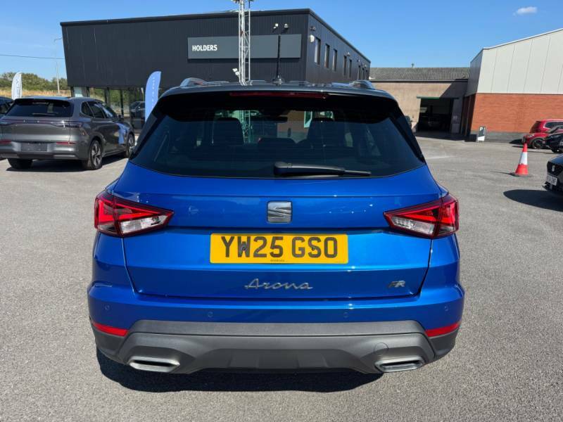 Seat Arona 1.0 Tsi 115 Fr Sport Dsg Blue #4