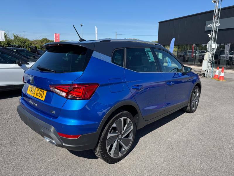 Seat Arona 1.0 Tsi 115 Fr Sport Dsg Blue #3