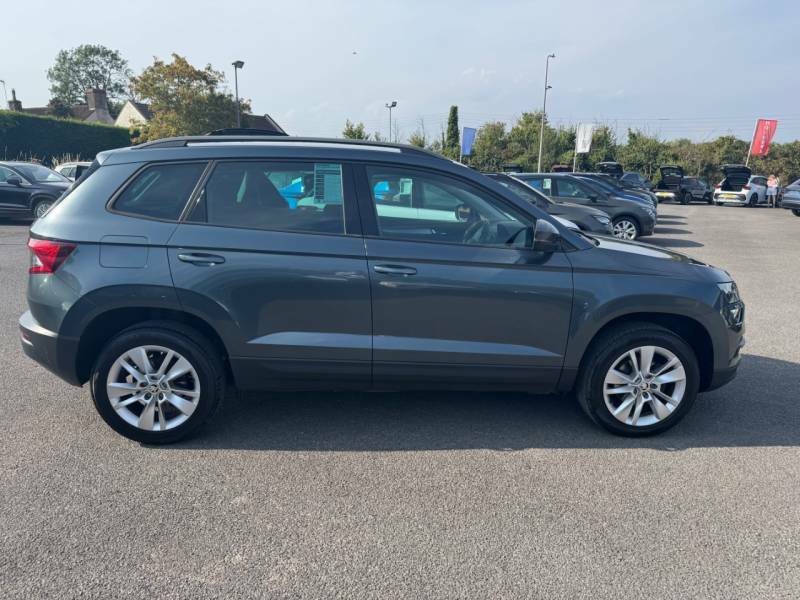 Skoda Karoq 1.5 Tsi Se Technology Dsg Grey #2