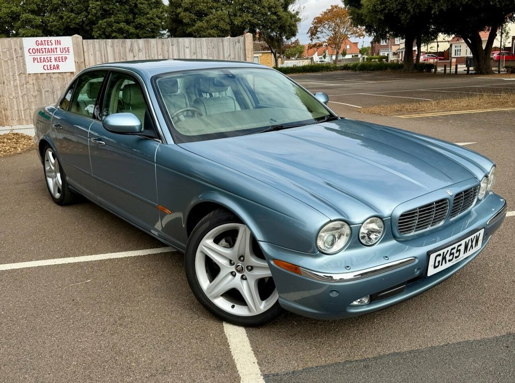 Jaguar XJ 3L Xj6 Sovereign GK55WXW Blue #4