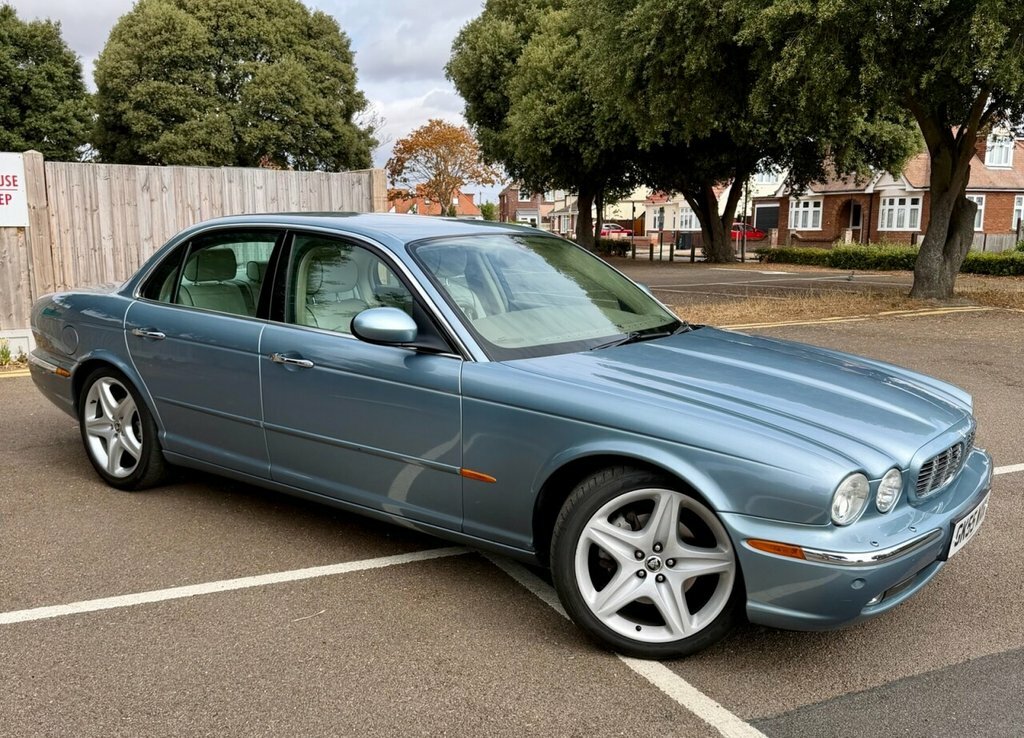 Jaguar XJ 3L Xj6 Sovereign GK55WXW Blue #6
