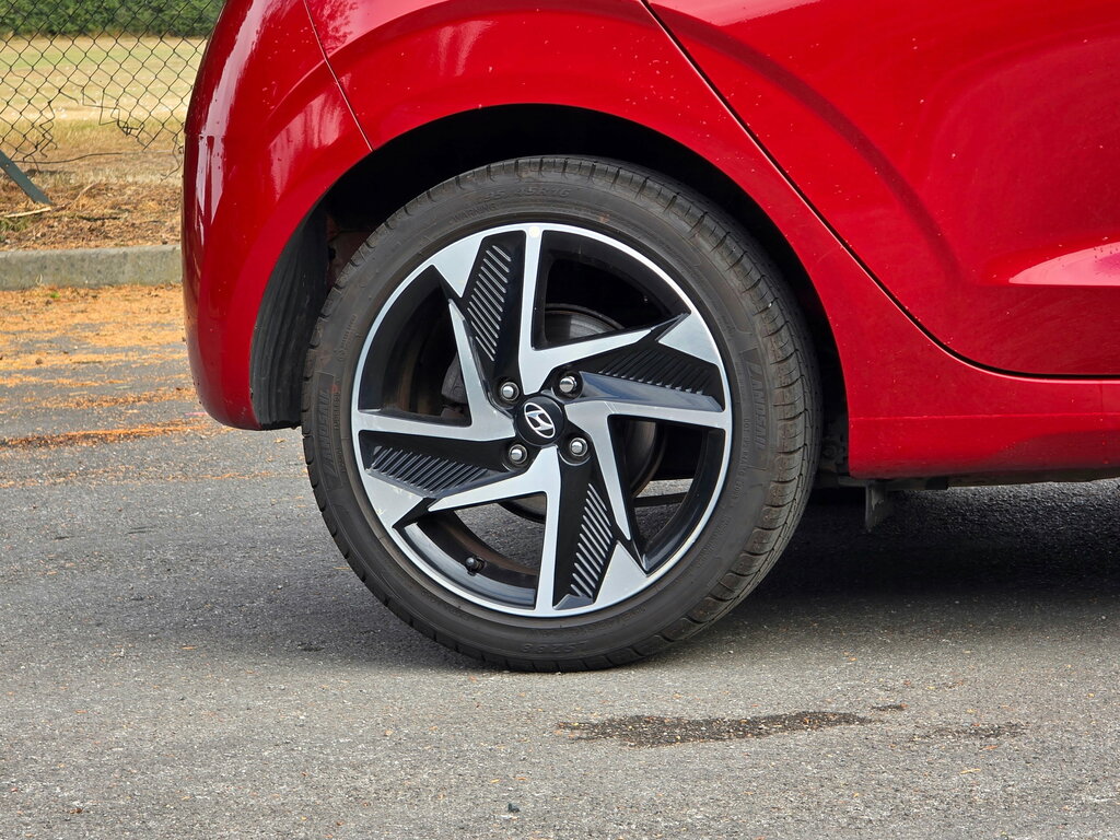 Hyundai I10 1.2 Mpi Se Connect Red #12