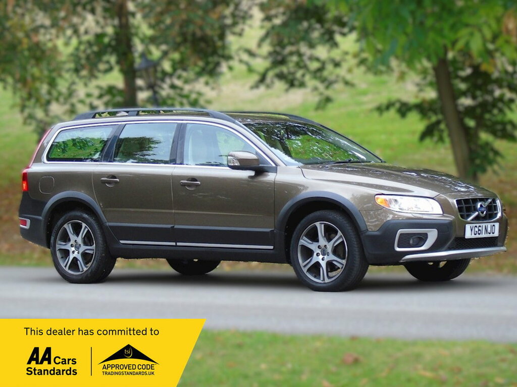 Volvo XC70 2.0 D3 Se Lux Estate Geartronic Euro 5 Brown