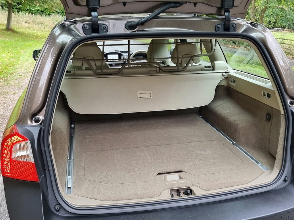 Volvo XC70 2.0 D3 Se Lux Estate Geartronic Euro 5 Brown #6
