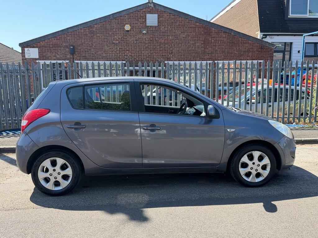 Hyundai I20 1.4 Comfort Euro 4 Grey #4