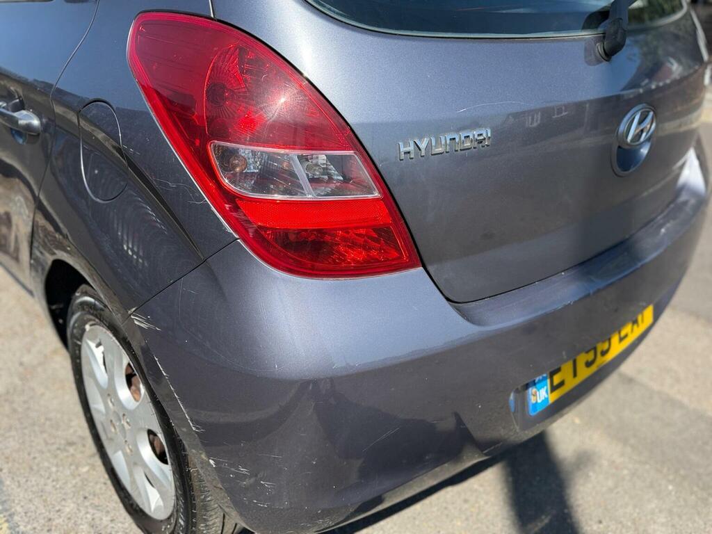 Hyundai I20 1.4 Comfort Hatchback Euro 4 99 Red #11