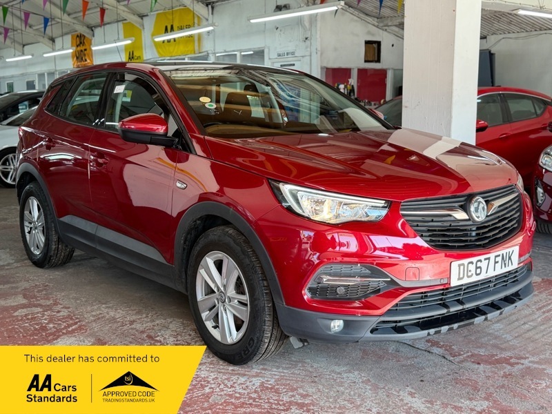 Vauxhall Grandland X 1.2 Turbo Se Suv Red