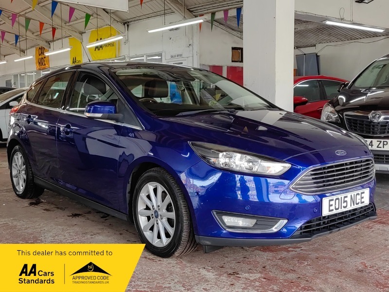 Ford Focus 1.0T Ecoboost Titanium Hatchback Blue