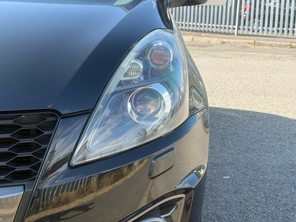 Suzuki Swift Hatchback 1.6 Sport 201515 Black #2