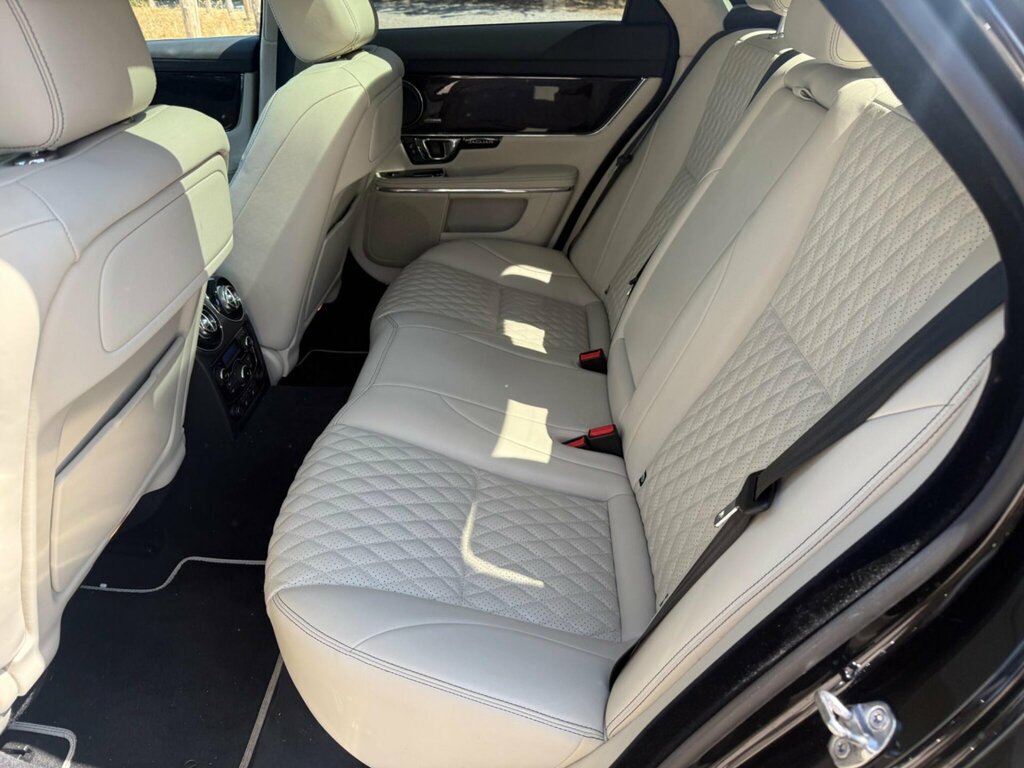 Jaguar XJ Xjl V6 D Black #25
