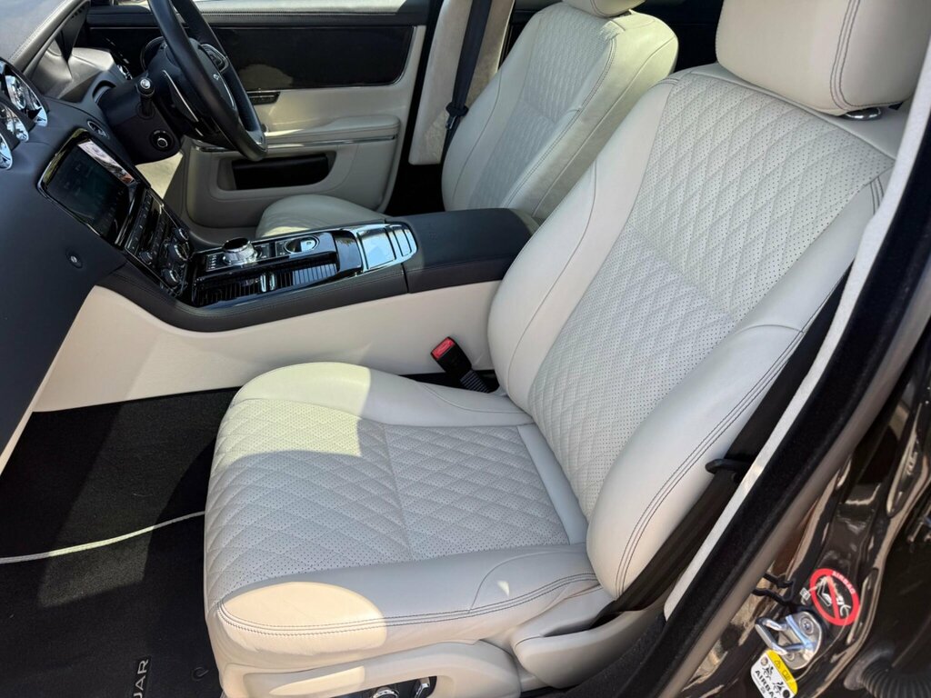 Jaguar XJ Xjl V6 D Black #21