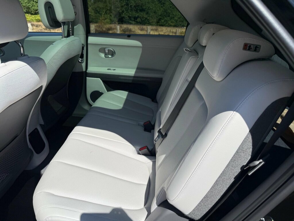 Hyundai Ioniq 5 E 305Ps Premium 73Kwh Awd Green #25