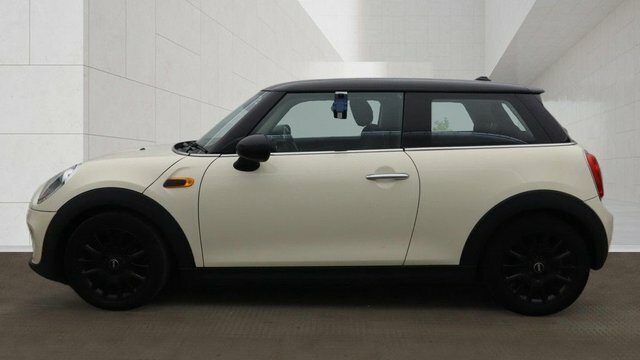 Mini Hatch 1.5 Cooper Hatchback White #6