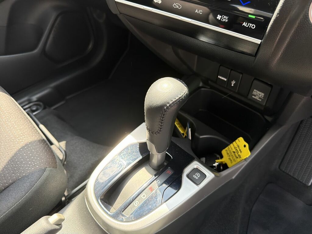 Honda Jazz Honda 1.3 Ex Cvt Hatchback Orange #20