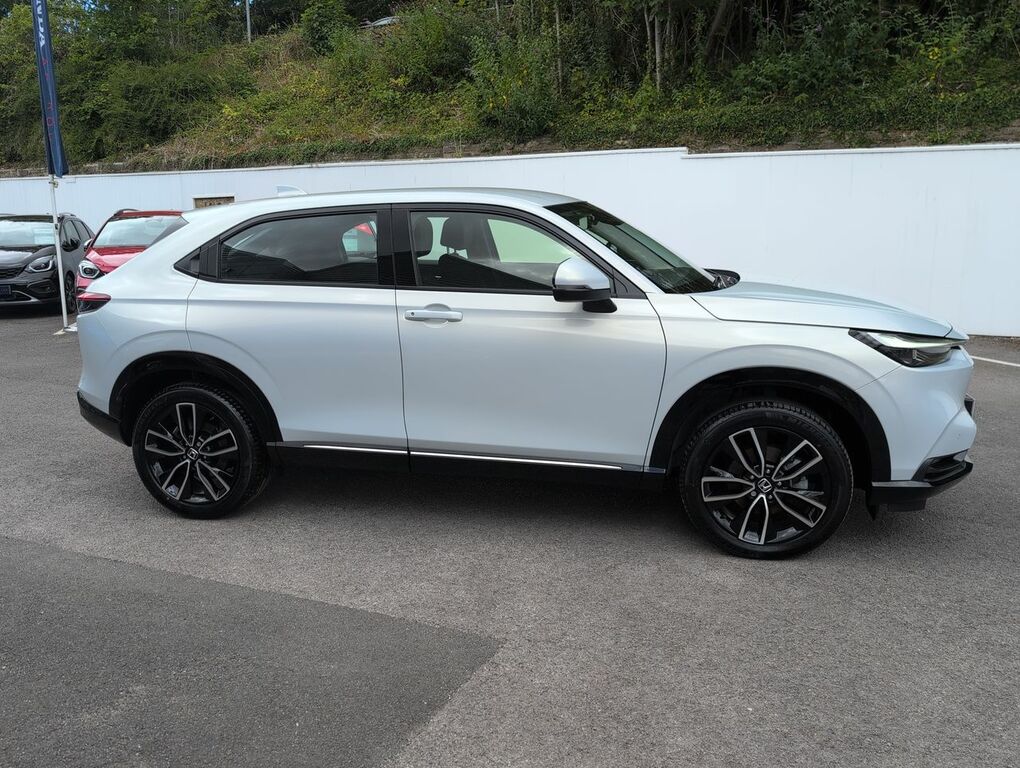 Honda Hr-V 1.5 H I-mmd Advance Suv Hybrid Cvt Euro White #5