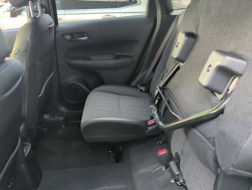 Honda Jazz 1.5 I-mmd Crosstar Advance Ecvt Blue #21