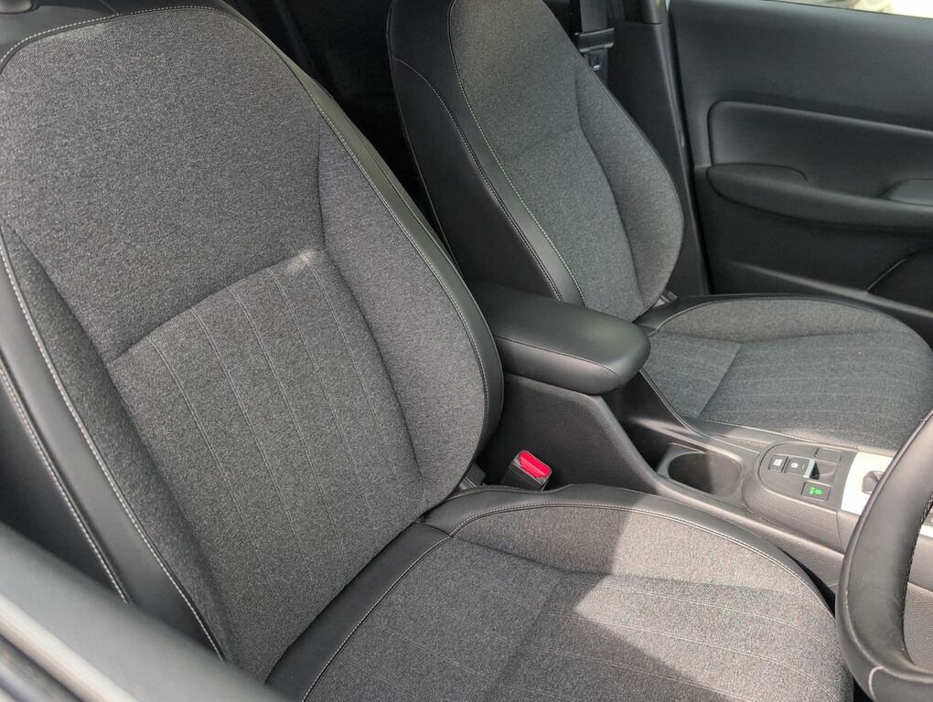 Honda Jazz 1.5 I-mmd Crosstar Advance Ecvt Blue #25