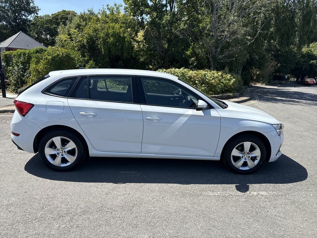Skoda Scala 1.5 Tsi Se Hatchback Euro 6 Ss DA21CRV White #3