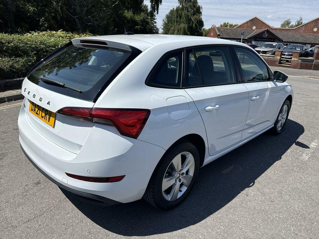 Skoda Scala 1.5 Tsi Se Hatchback Euro 6 Ss DA21CRV White #4