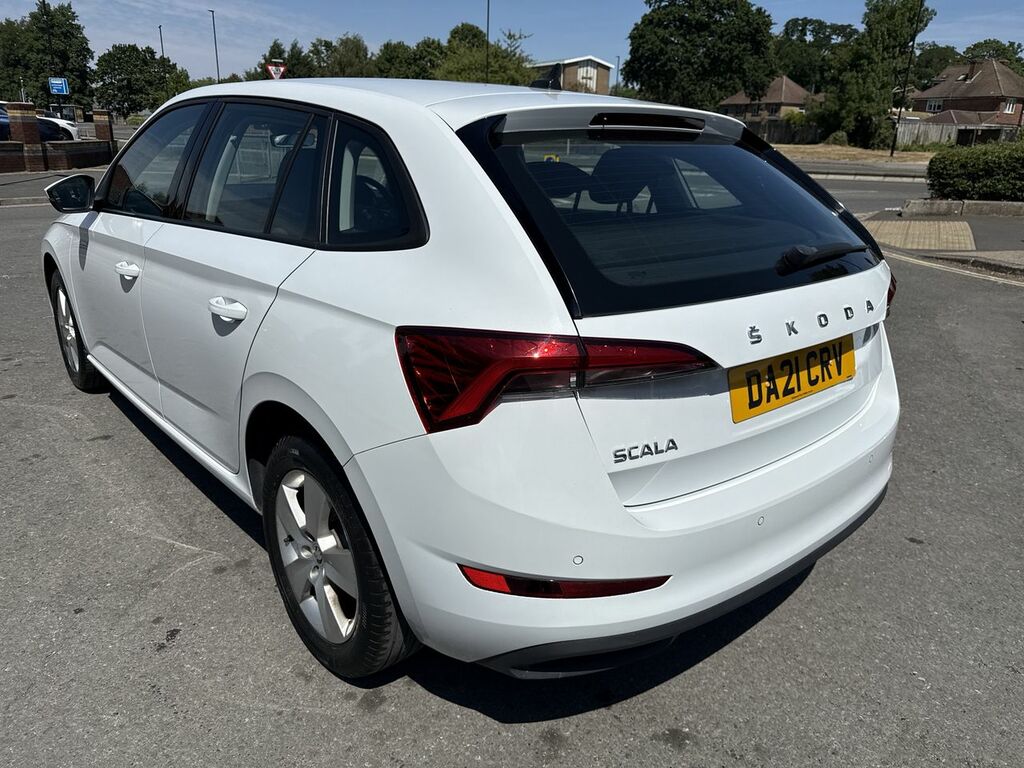 Skoda Scala 1.5 Tsi Se Hatchback Euro 6 Ss DA21CRV White #6