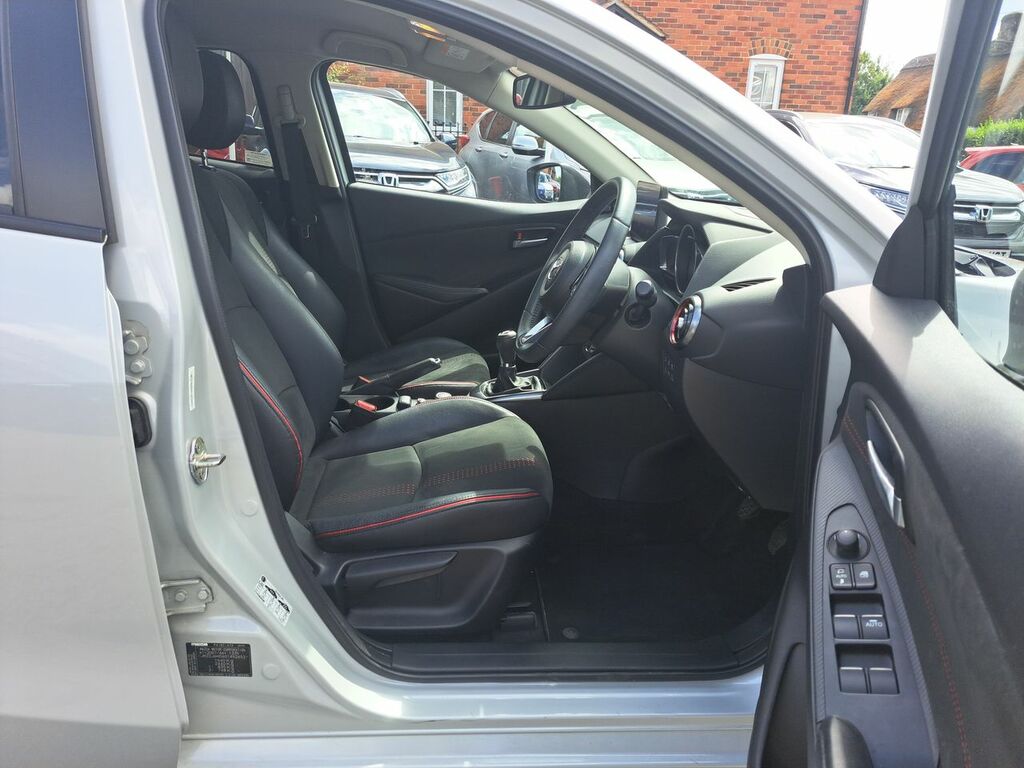 Mazda 2 1.5H Agile Hatchback Hybrid Cvt Euro 6 Red #21