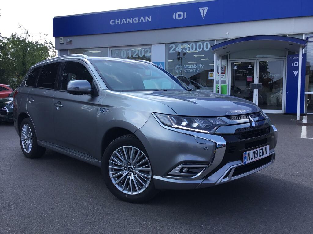Mitsubishi Outlander 2.4H Twinmotor 13.8Kwh 5Hs Suv Plug-in Grey