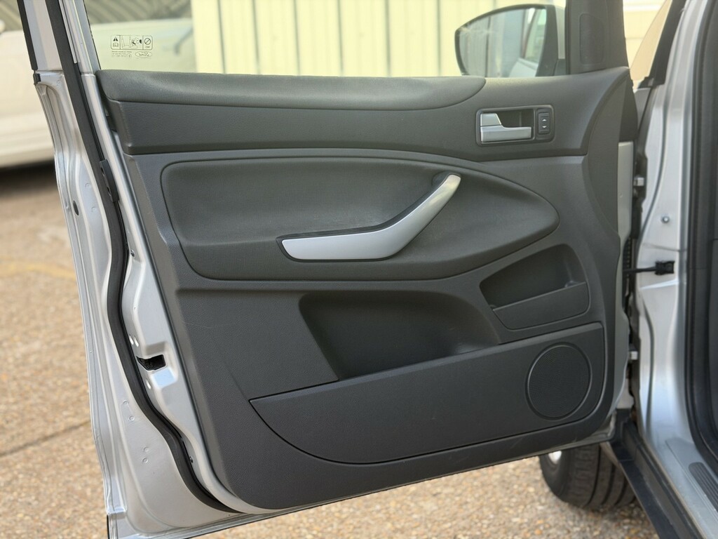 Ford Kuga 2.0 Tdci Zetec Suv 2Wd Euro 4 1 Blue #37