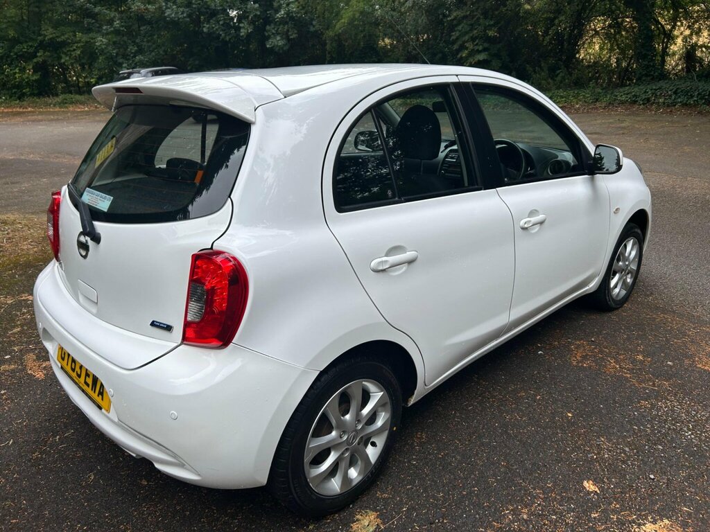 Nissan Micra Visia, 1 Former Keeper White #7