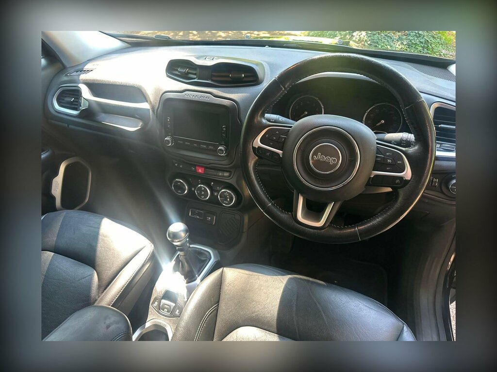 Jeep Renegade 1.6 Sport 108 Bhp Red #8