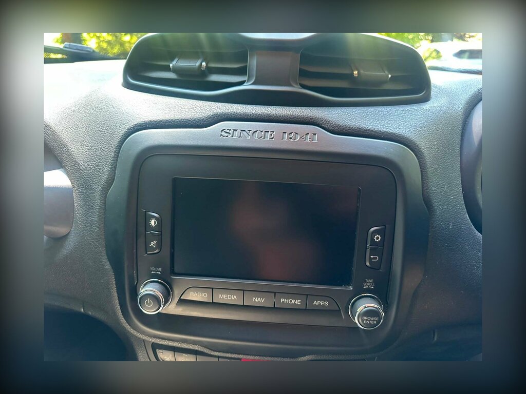 Jeep Renegade 1.6 Sport 108 Bhp Red #14