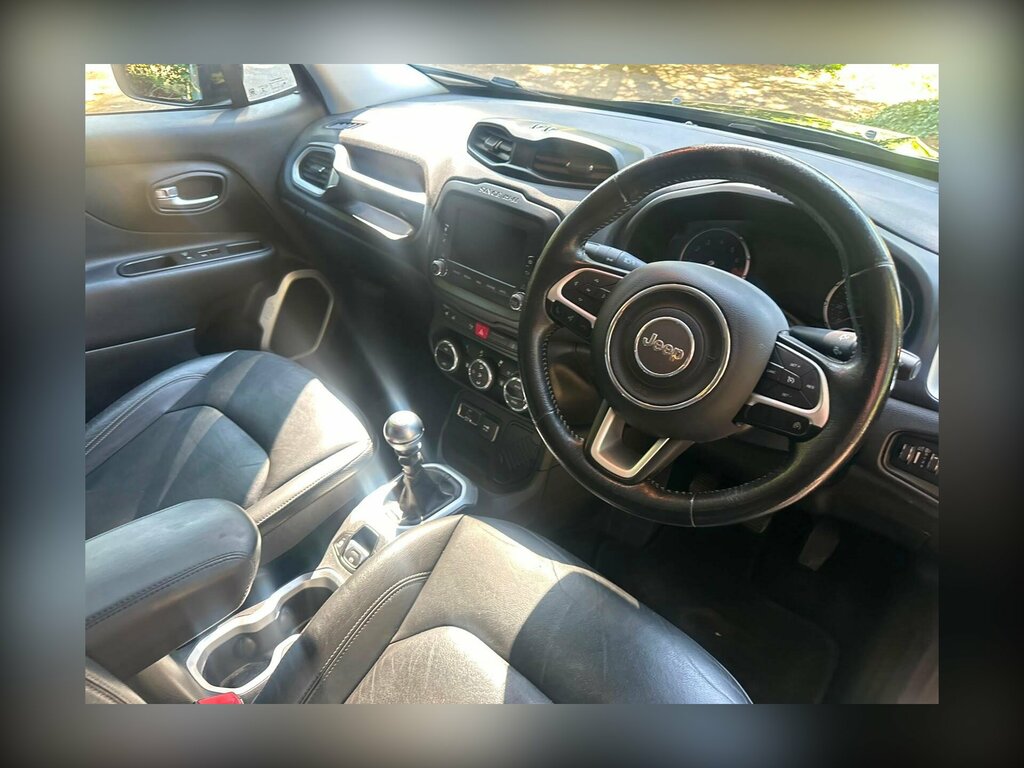 Jeep Renegade 1.6 Sport 108 Bhp Red #9