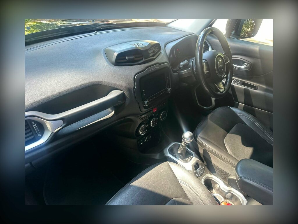 Jeep Renegade 1.6 Sport 108 Bhp Red #11