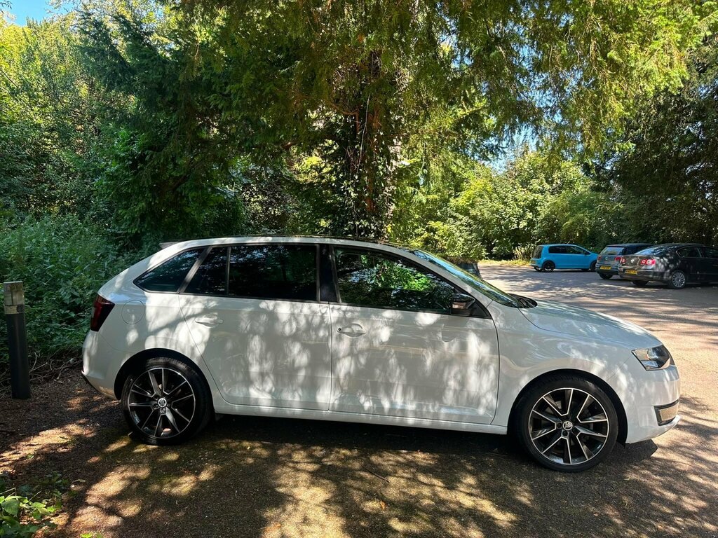 Skoda Rapid Spaceback 1.2 Tsi Se Sport Euro 6 Ss White #2