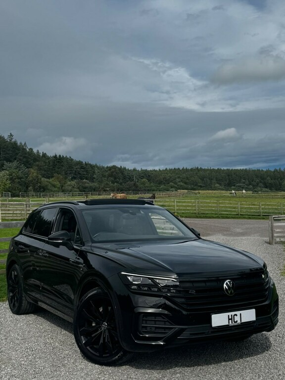 Volkswagen Touareg Suv 3.0 Tdi V6 Black Edition 2023 NU23WVW Black #3