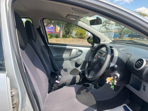 Toyota Aygo Black Black #30